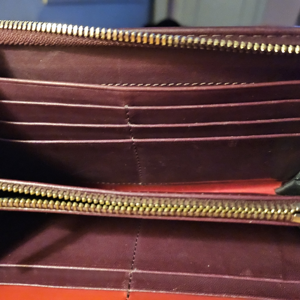 Hammitt Leather Wallet Clutch | Cherrywood And Gold | Beautiful! - Picture 8 of 9